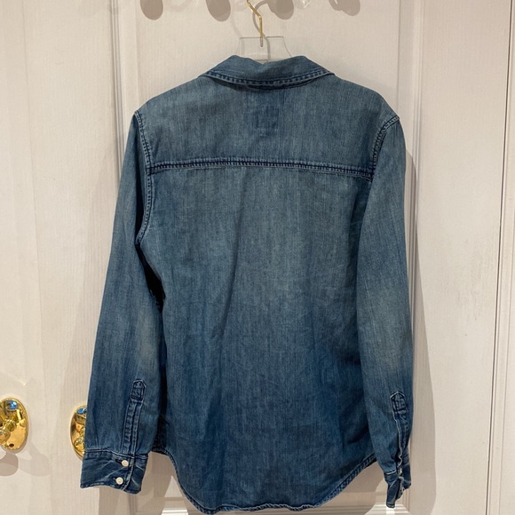 Aritzia TNA Oversized Denim Shirt - Picture 4 of 4